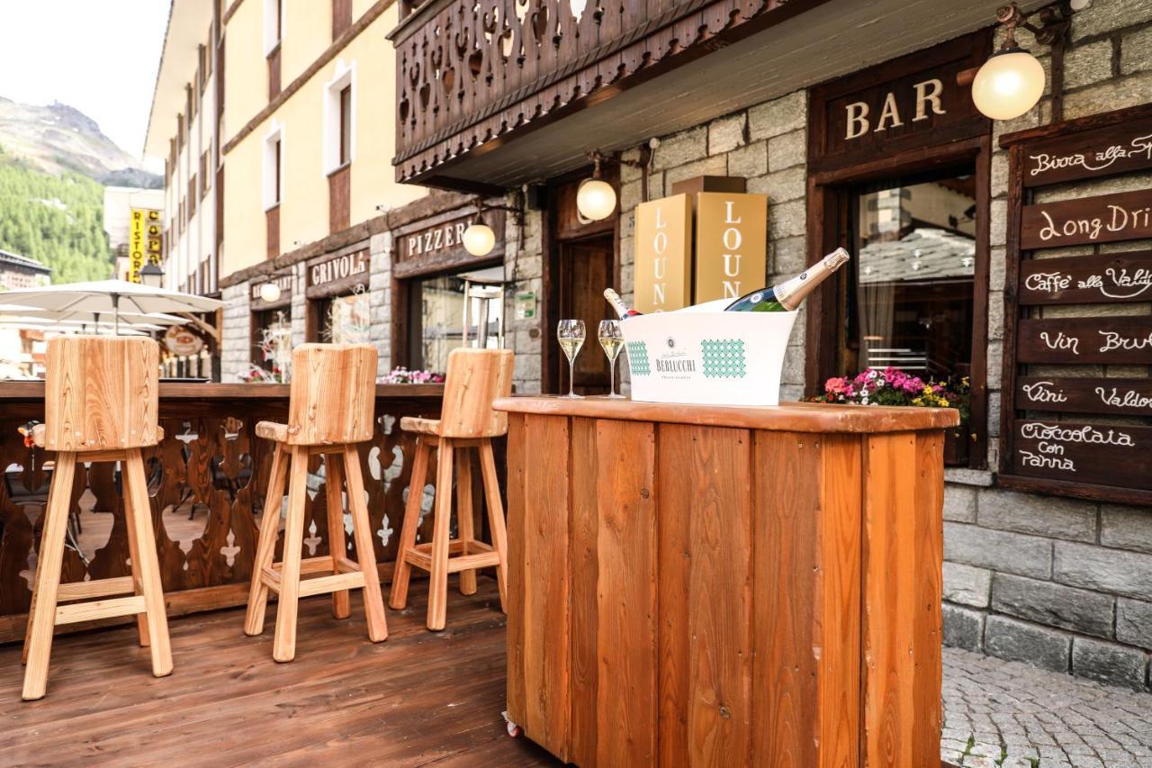 Art Hotel Grivola Breuil-Cervinia Ngoại thất bức ảnh